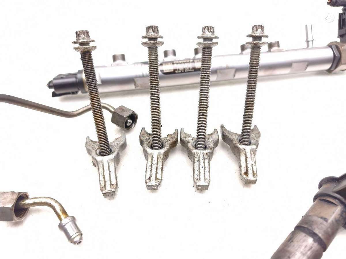 BMW 120, 7797874, injection system