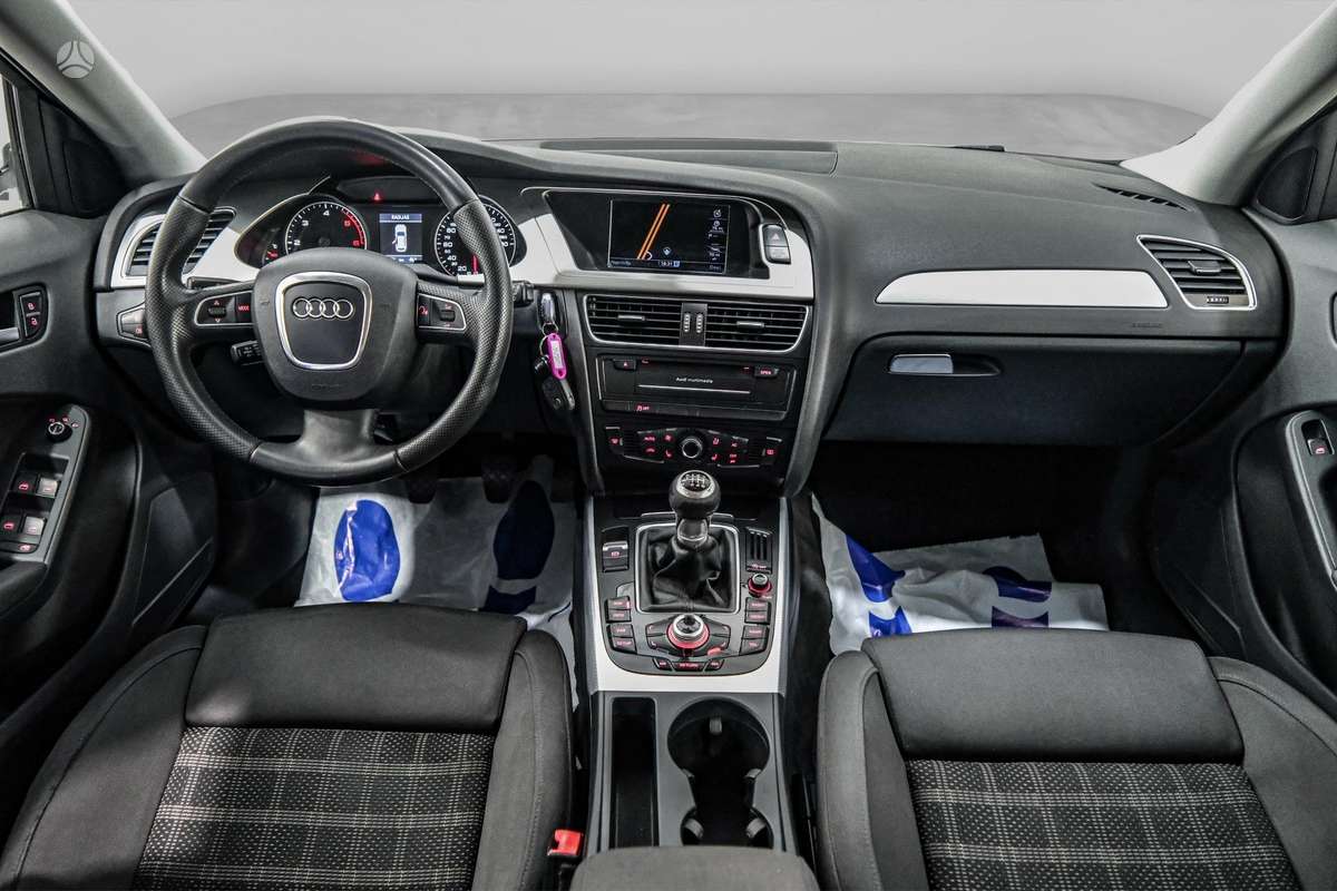Audi A4, 2.0 l., Универсал