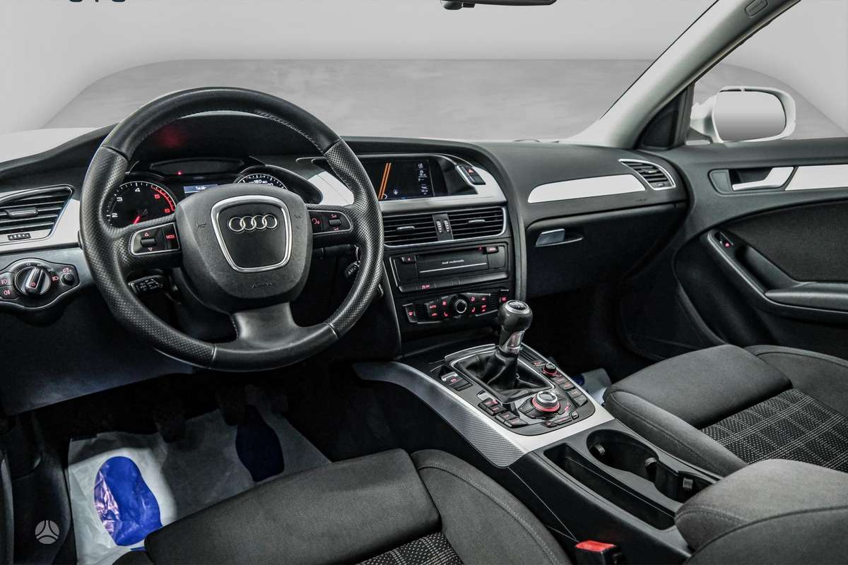 Audi A4, 2.0 l., universalas
