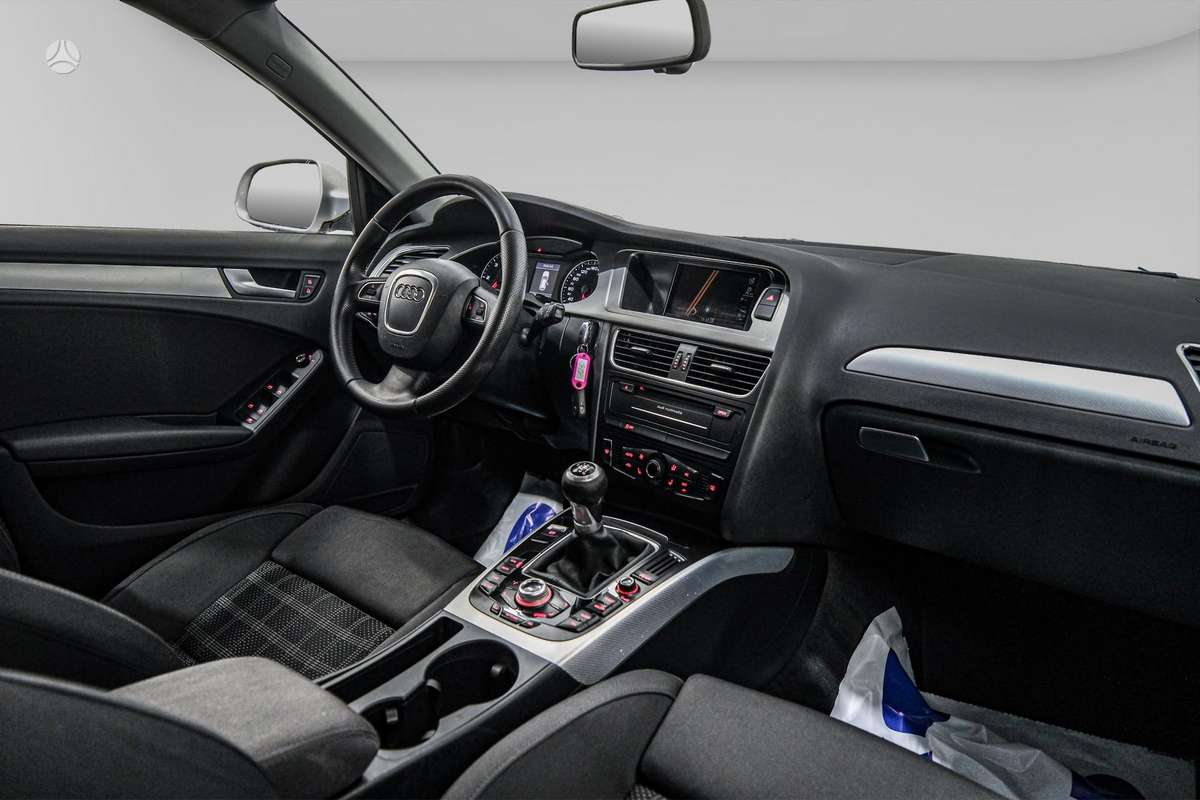 Audi A4, 2.0 l., Универсал