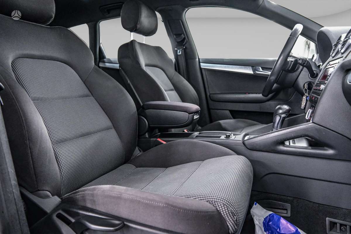 Audi A3, 1.8 l., Хэтчбек