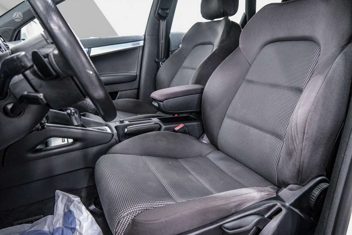 Audi A3, 1.8 l., hatchback
