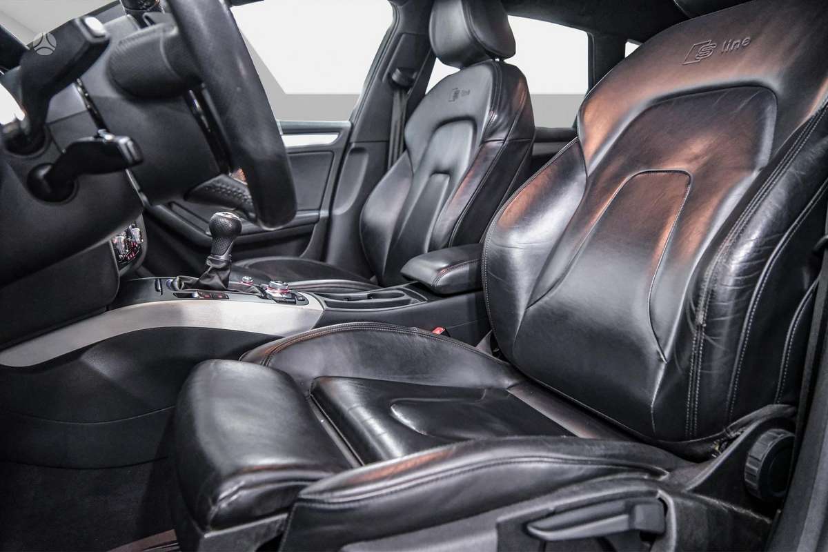 Audi A4, 3.0 l., universalas