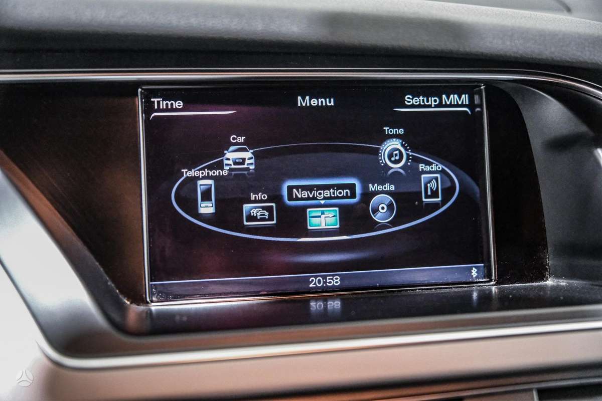 Audi A4, 3.0 l., universalas