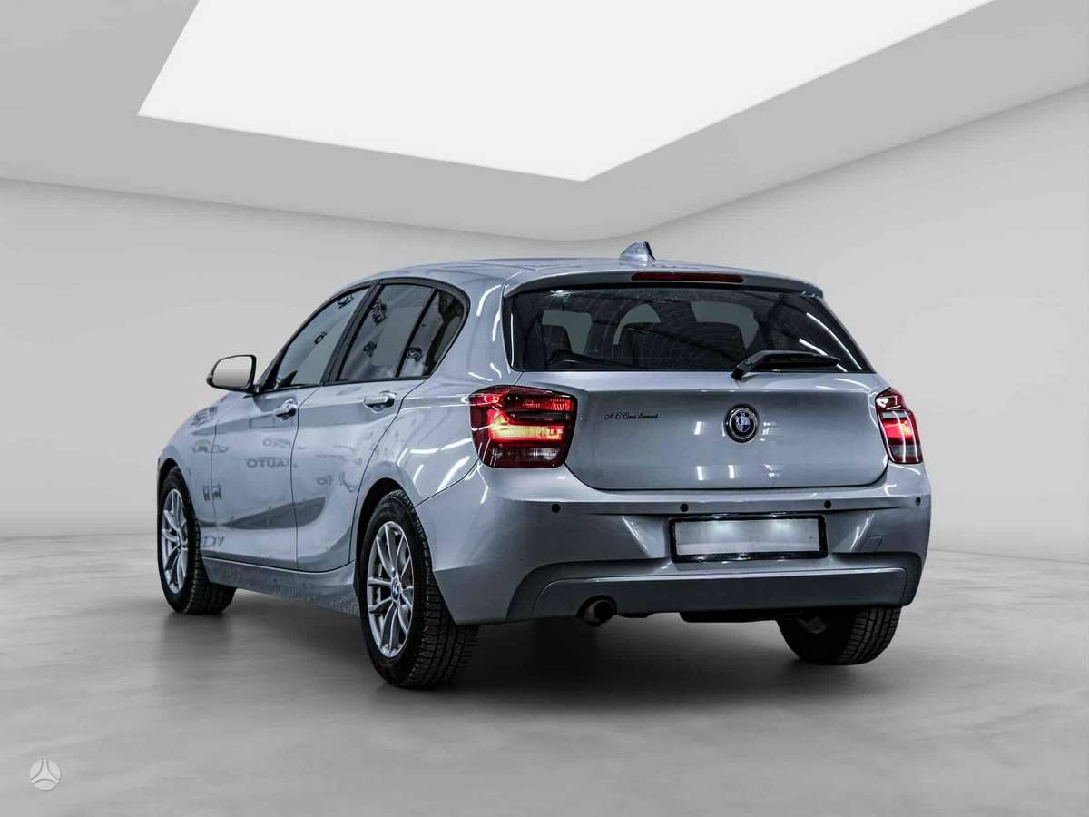 BMW 120, 2.0 l., Хэтчбек