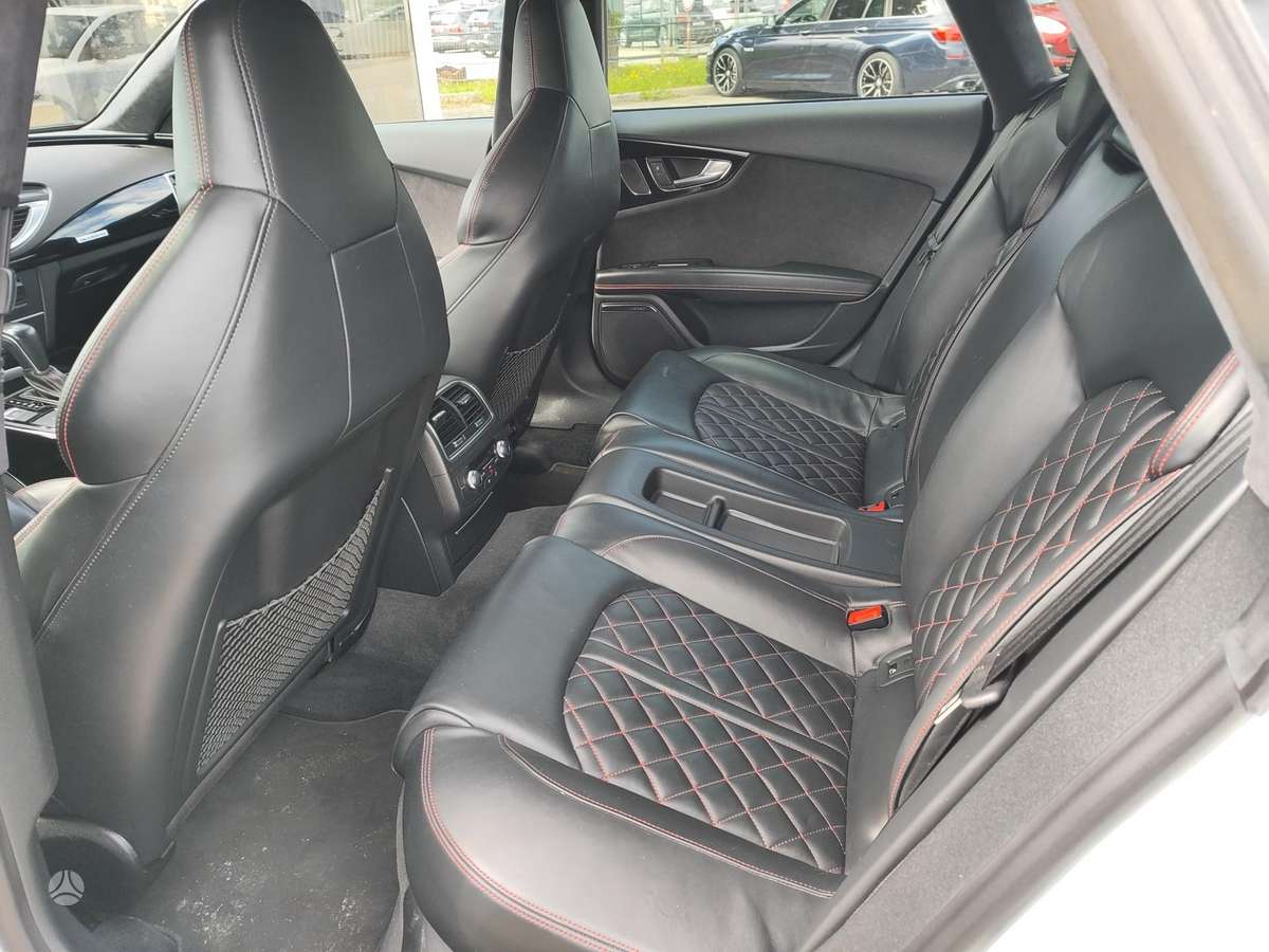 Audi A7, 3.0 l., saloon / sedan
