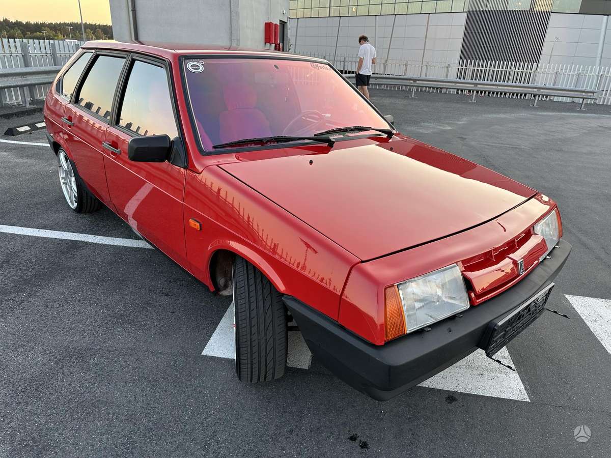 Lada 2109, 1.3 l., hatchback