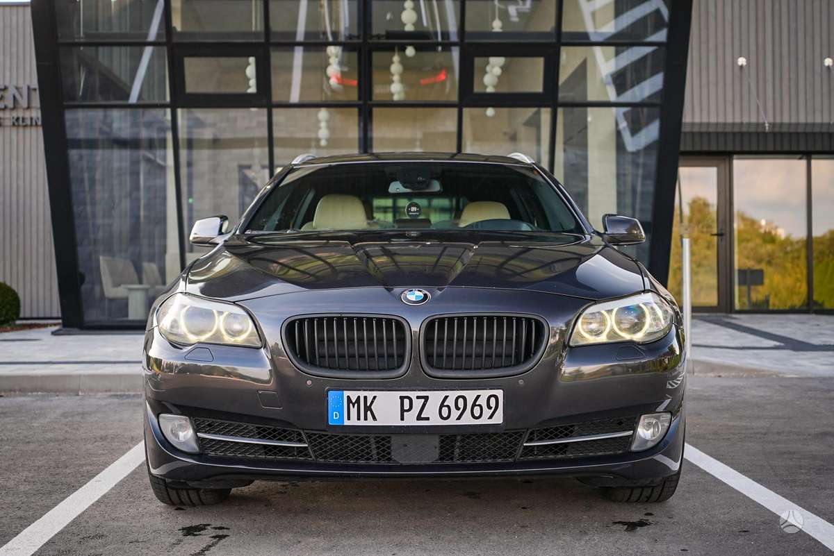 BMW 530, 3.0 l., wagon