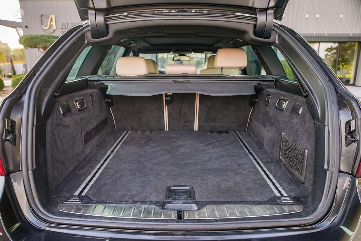 BMW 530, 3.0 l., Универсал