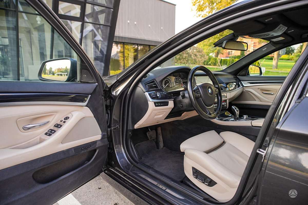BMW 530, 3.0 l., wagon