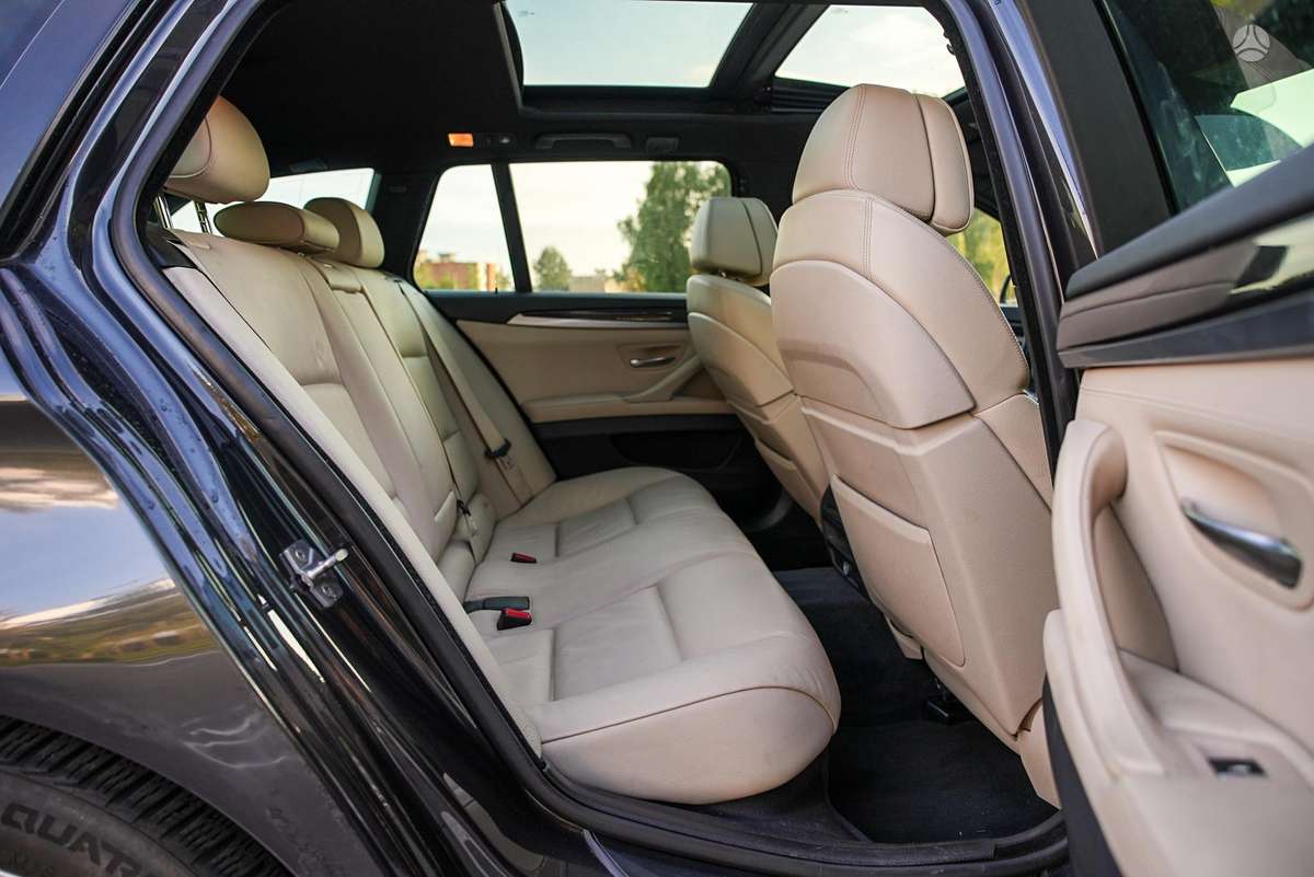 BMW 530, 3.0 l., wagon