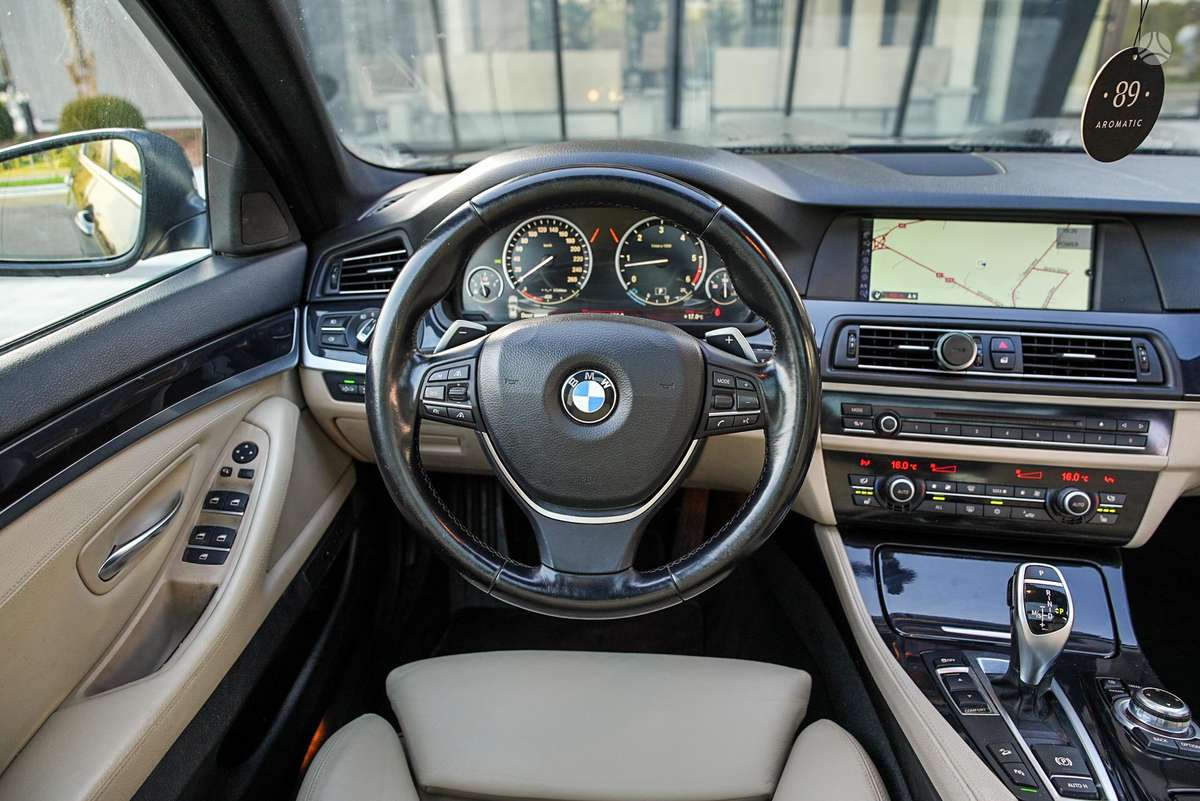 BMW 530, 3.0 l., wagon