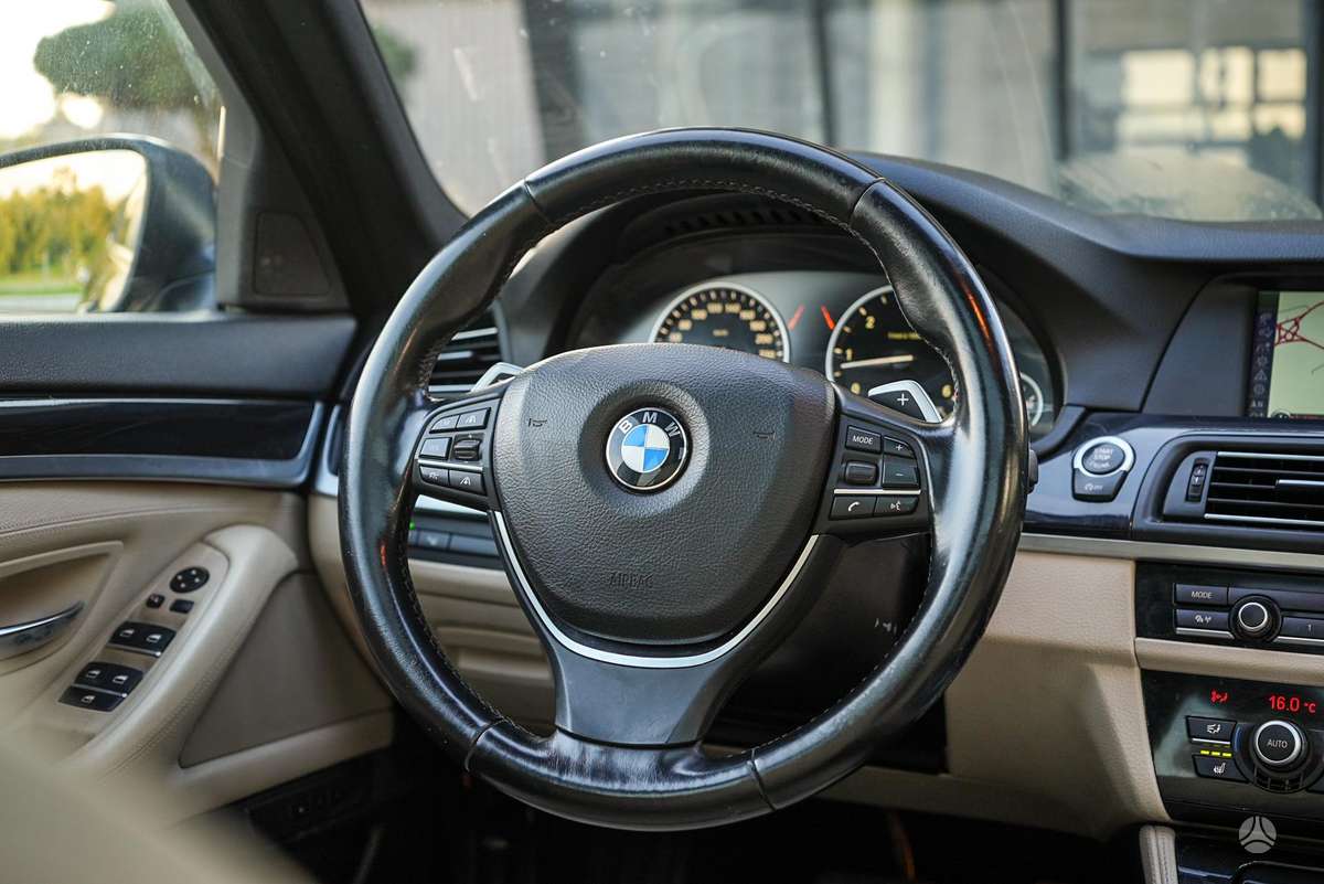 BMW 530, 3.0 l., wagon