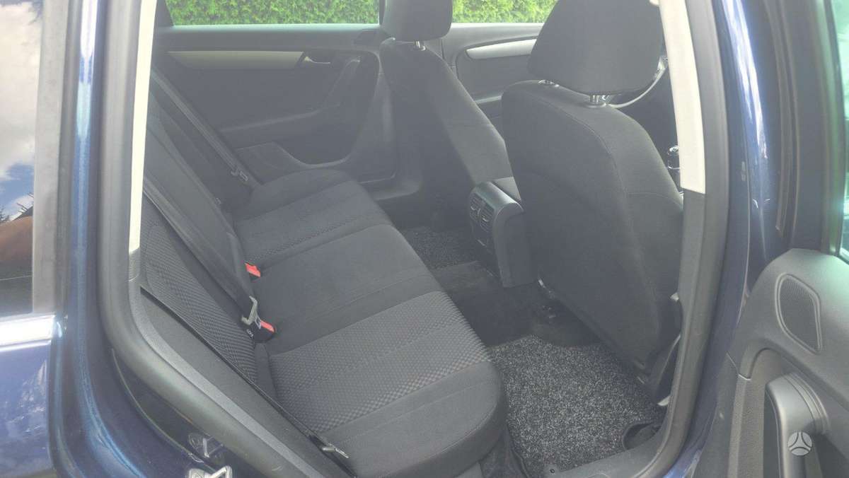 Volkswagen Passat, 1.6 l., Универсал