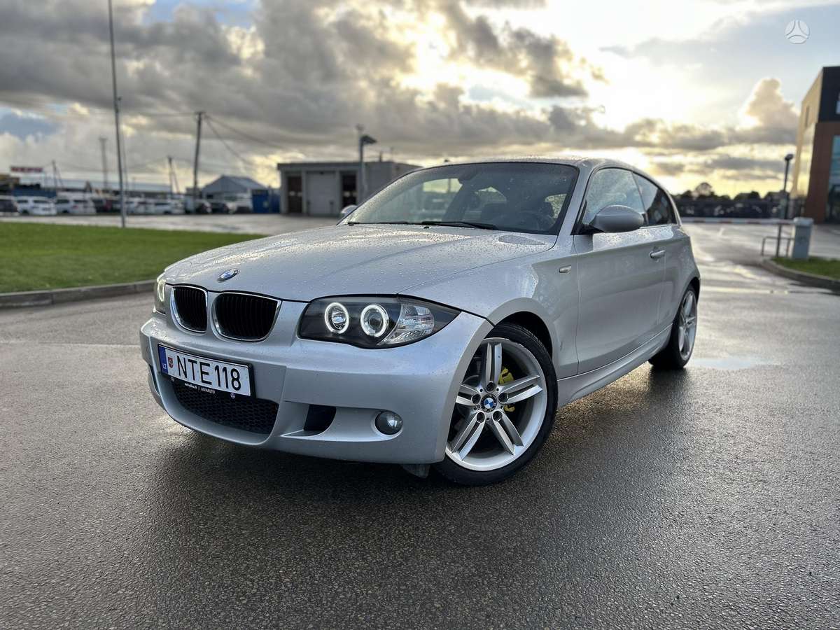BMW 118, 2.0 l., Хэтчбек
