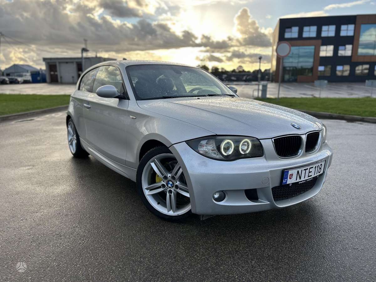 BMW 118, 2.0 l., Хэтчбек