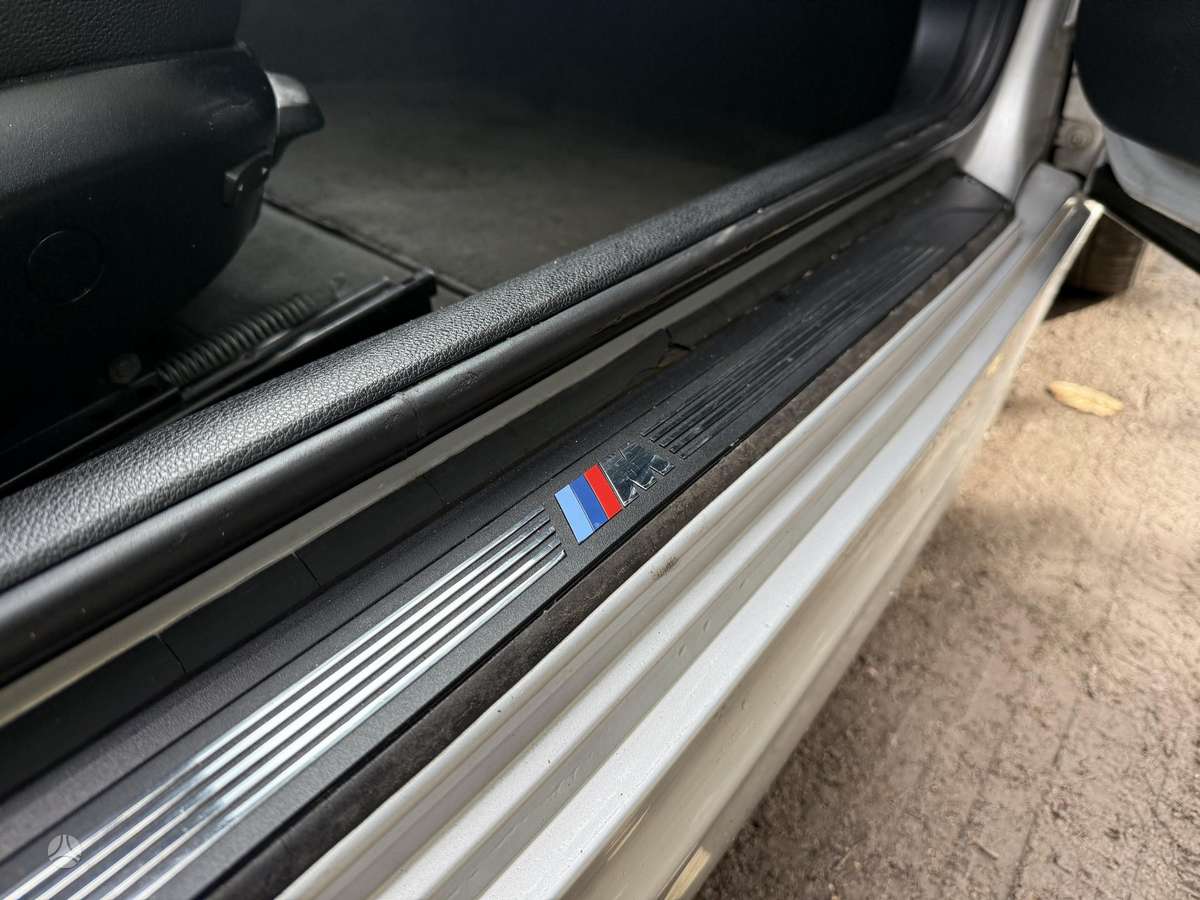 BMW 118, 2.0 l., Хэтчбек