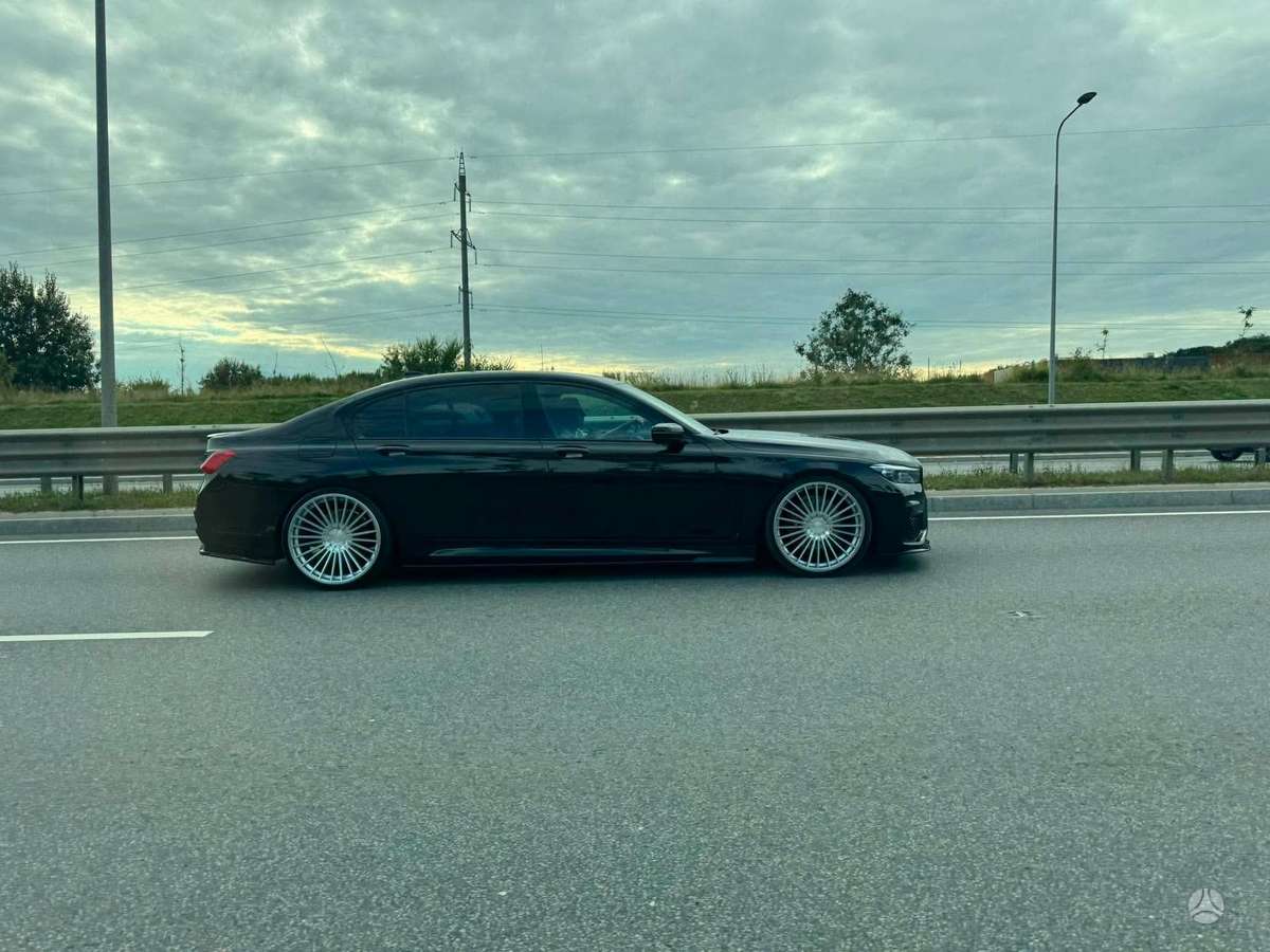 BMW 740, 3.0 l., Седан