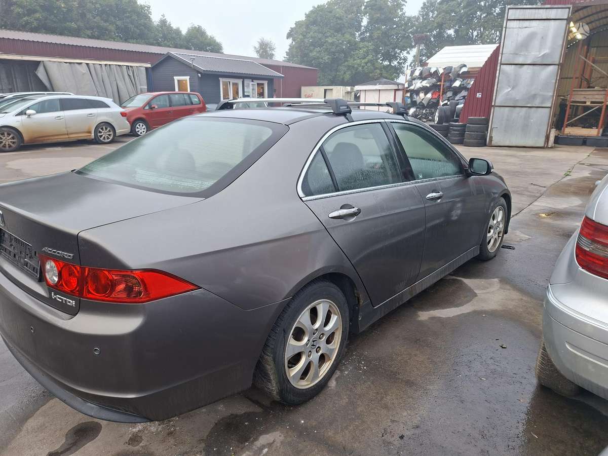 Honda Accord for parts