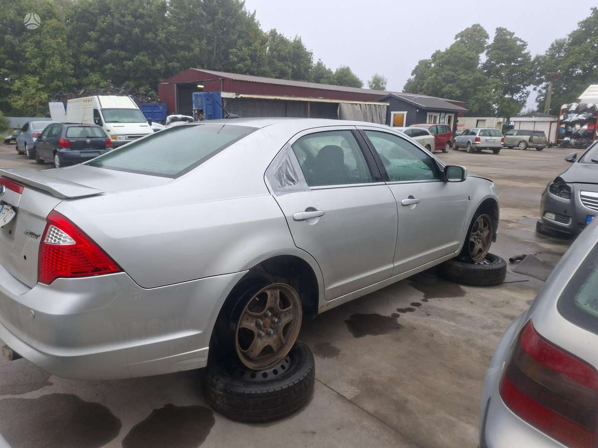 Ford Fusion for parts