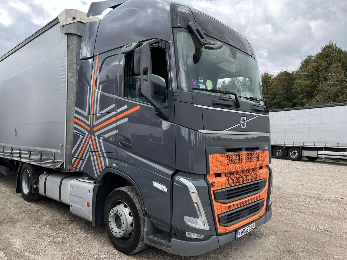Volvo FH, double sleeper