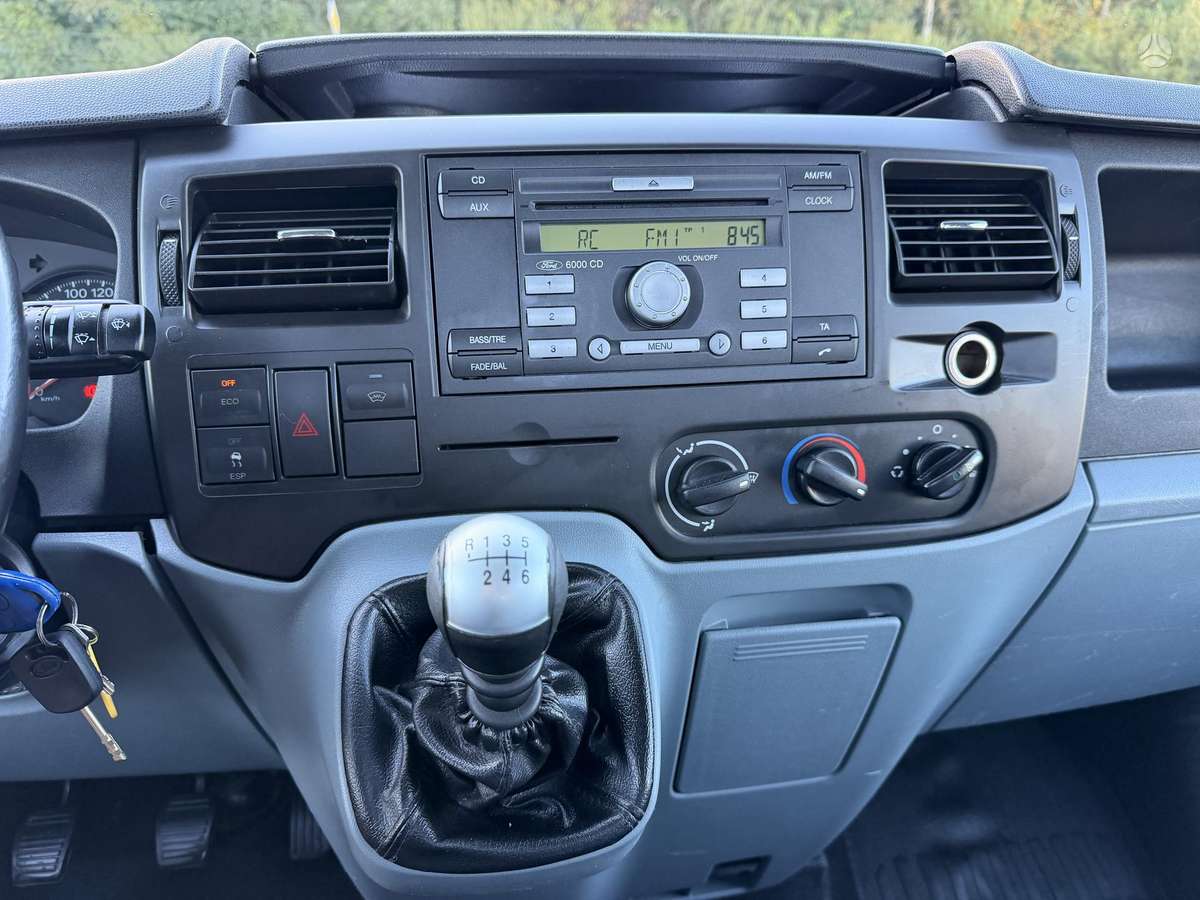 Ford Transit, autovežiai