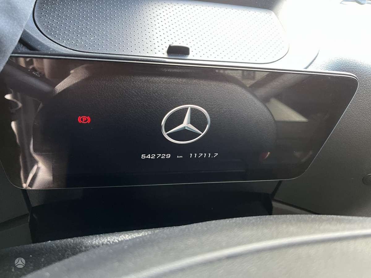 Mercedes-Benz Actros 1845, double sleeper