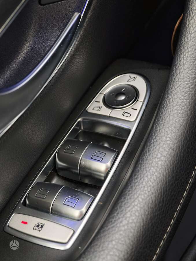 Mercedes-Benz E220, 2.0 l., Седан