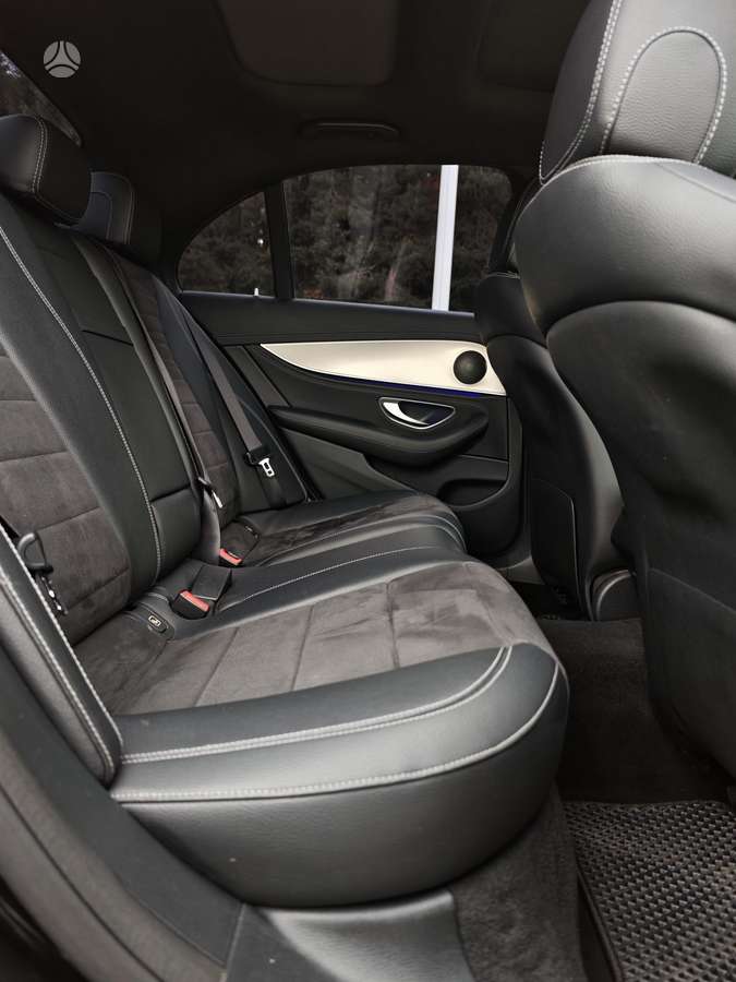 Mercedes-Benz E220, 2.0 l., Седан