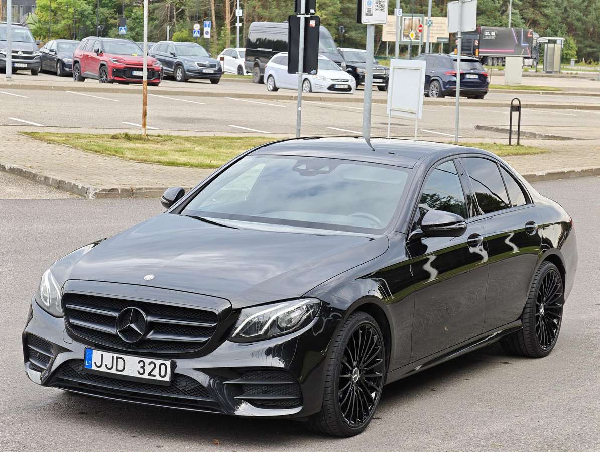 Mercedes-Benz E220, 2.0 l., Седан