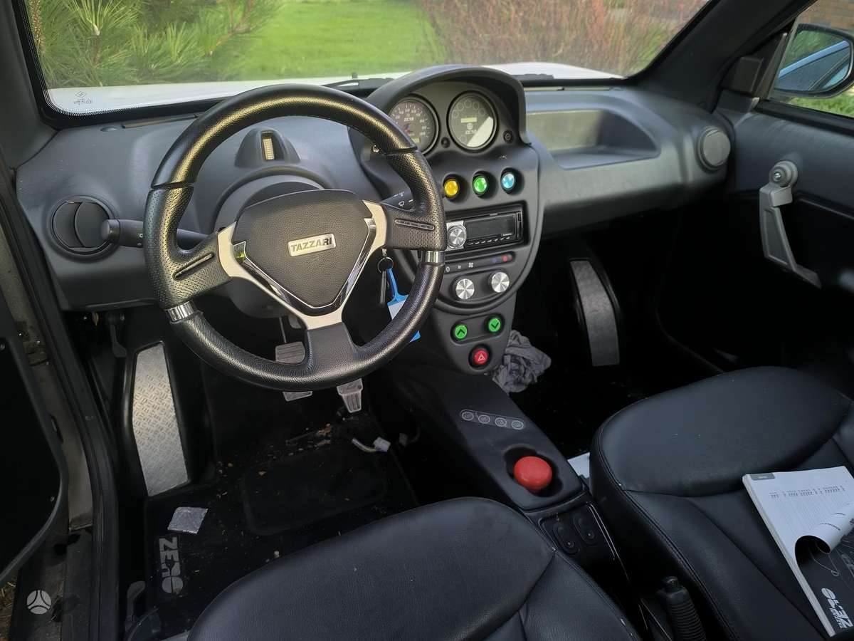 Tazzari Zero, 27 kWh, saloon / sedan