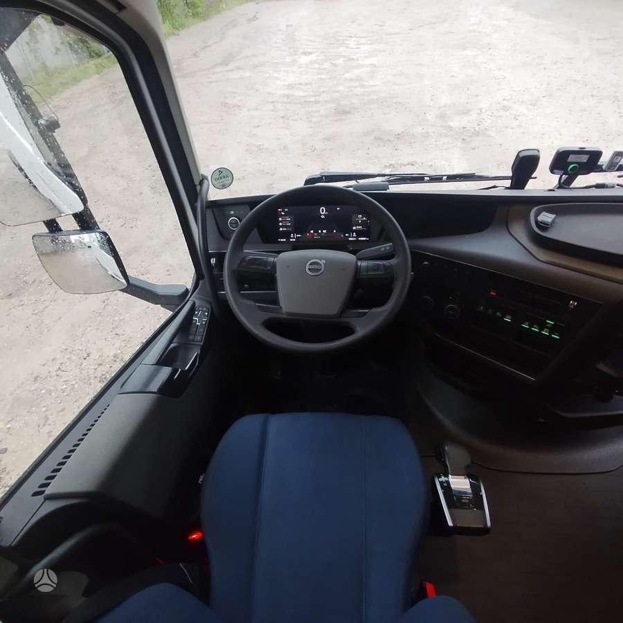 Volvo FH 500 Globetrotter, double sleeper