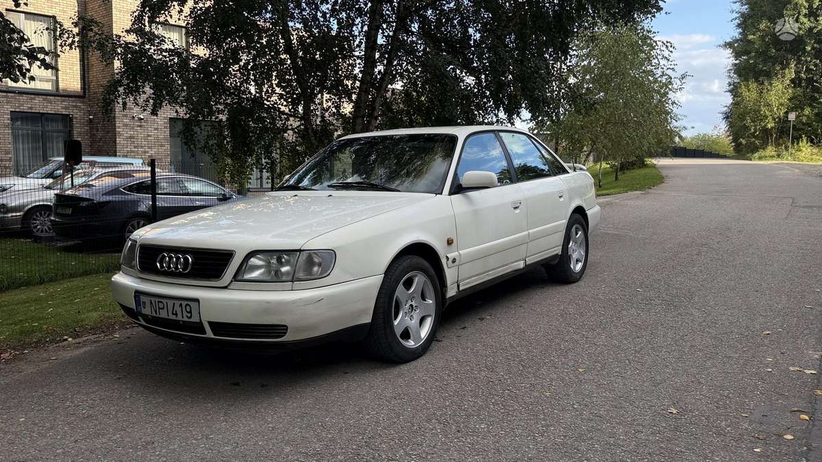 Audi A6, 2.5 l., sedanas
