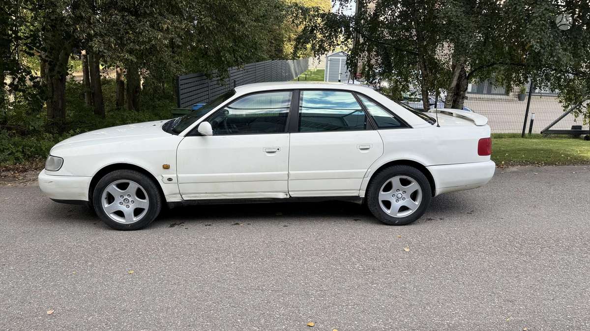 Audi A6, 2.5 l., sedanas