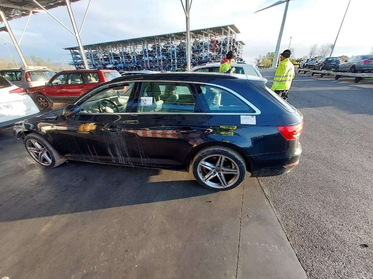 Audi A4 dalimis