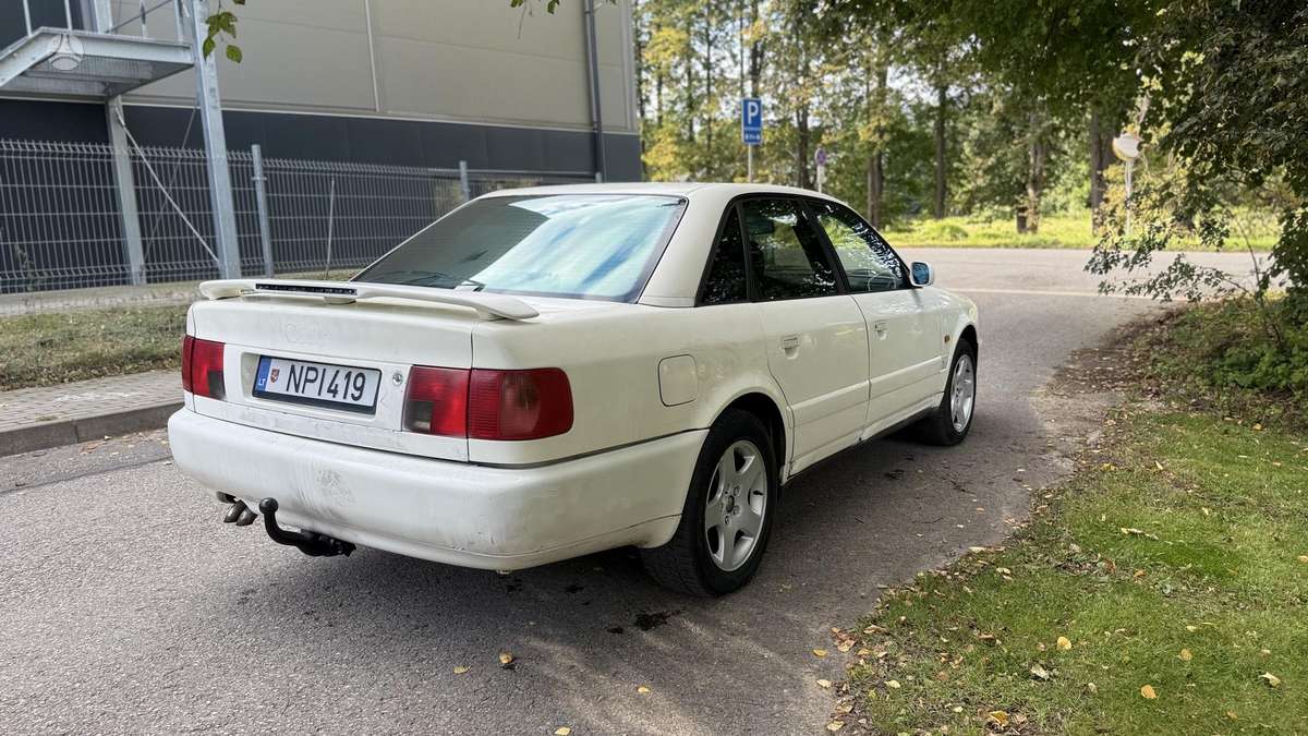 Audi A6, 2.5 l., Седан