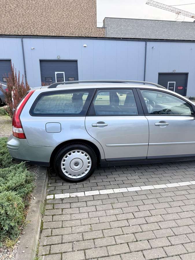 Volvo V50, 2.4 l., wagon