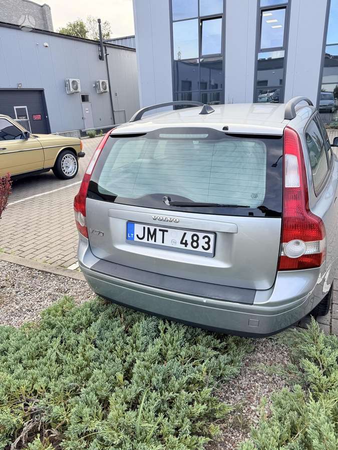 Volvo V50, 2.4 l., wagon