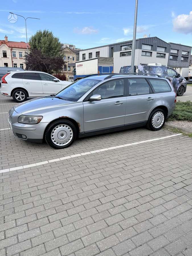 Volvo V50, 2.4 l., wagon