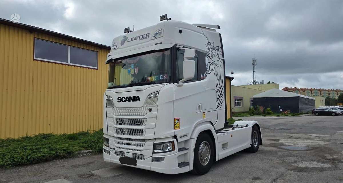 Scania R450, double sleeper