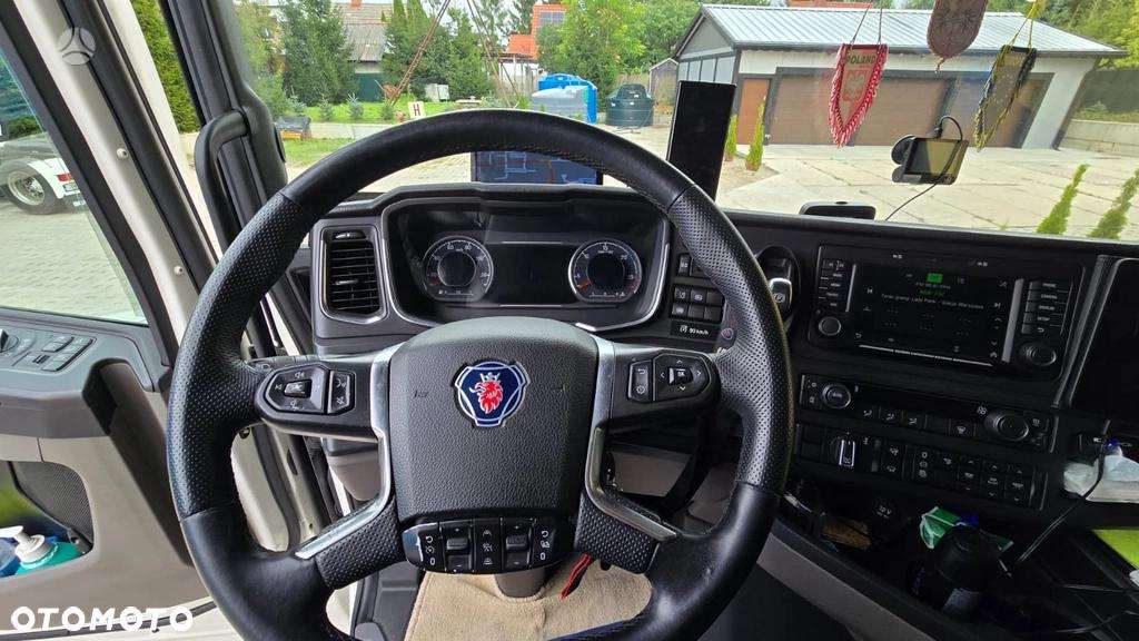 Scania R450, 2 miegamosios vietos