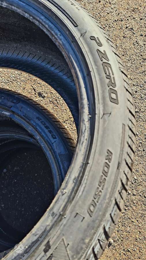 Pirelli P Zero Rosso, summer 275/35 R20