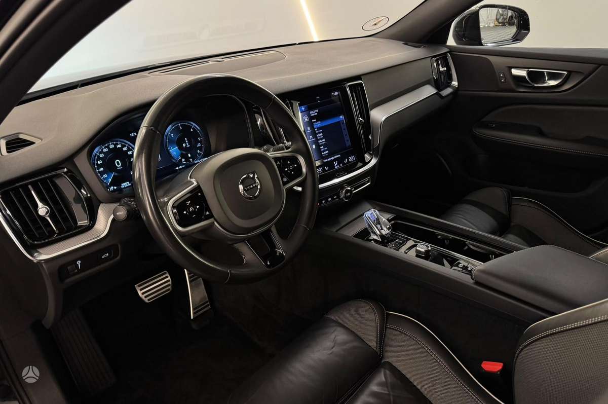 Volvo V60, 2.0 l., Универсал