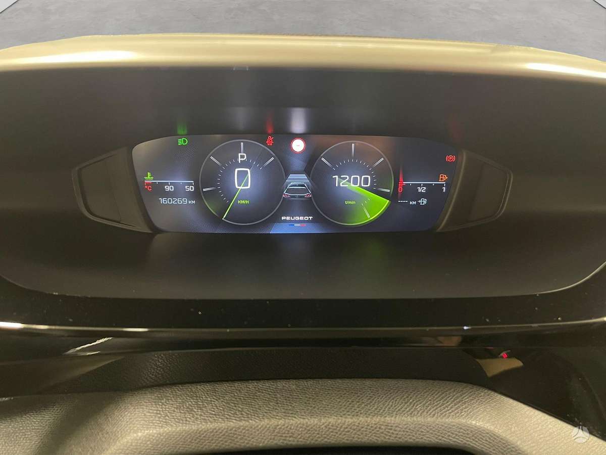 Peugeot 308, 1.2 l., Универсал