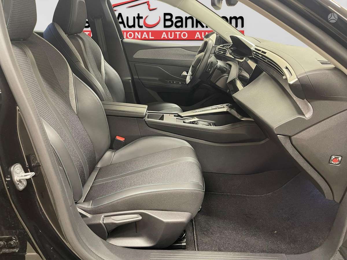 Peugeot 308, 1.2 l., Универсал