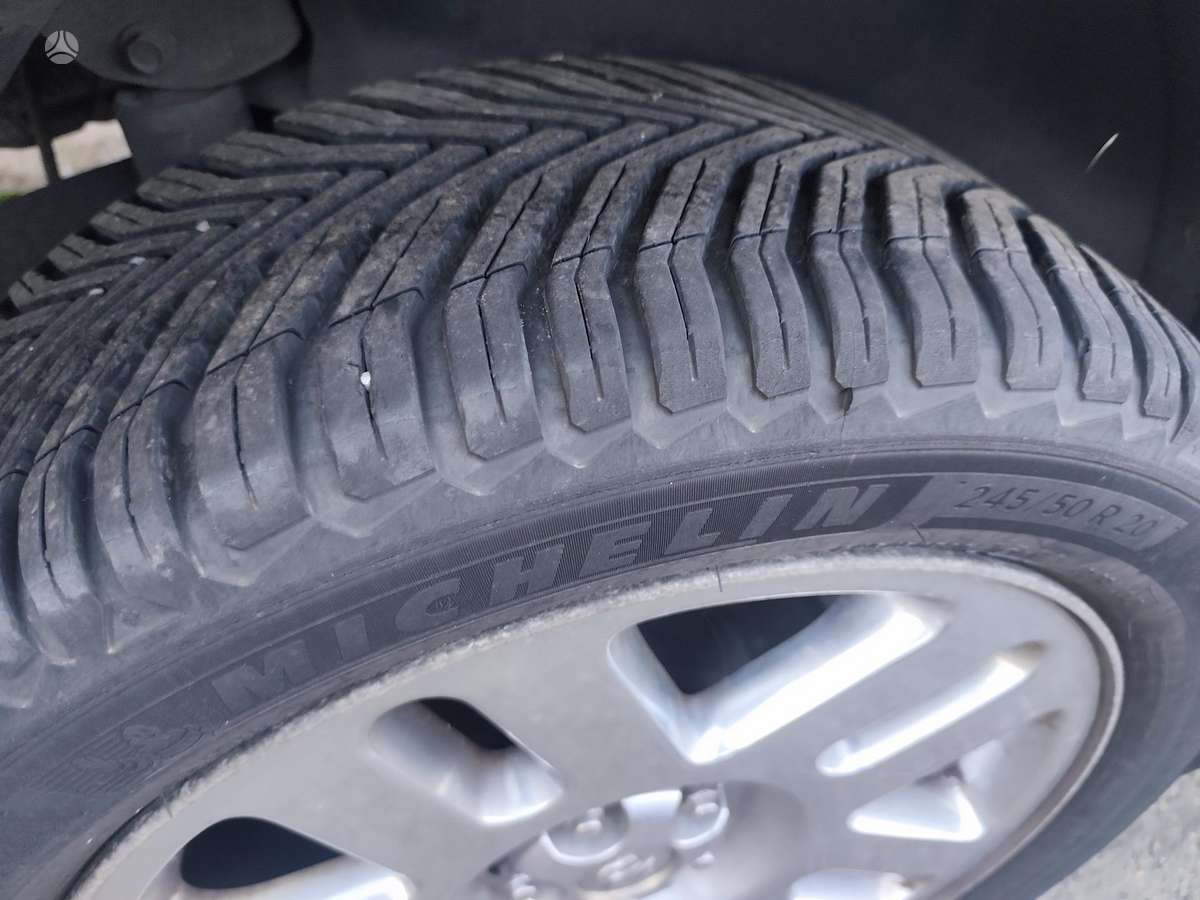 Dodge Nitro virsbūves detaļas