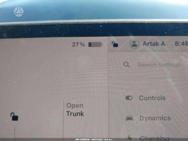 Tesla Model Y, sedanas