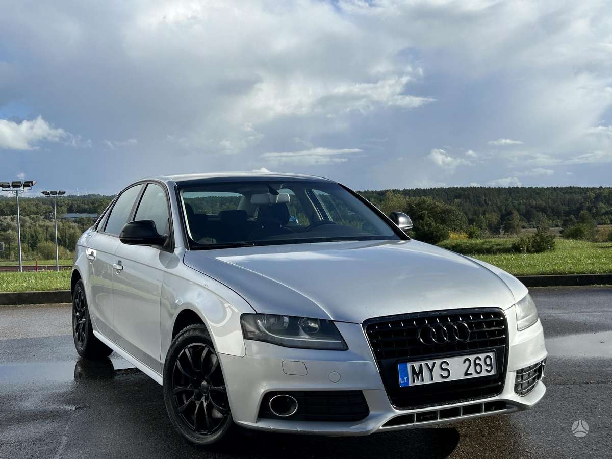Audi A4, 2.0 l., Седан
