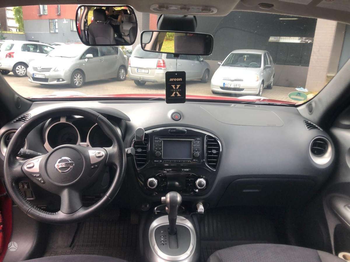 Nissan Juke, 1.6 l., Минивэн