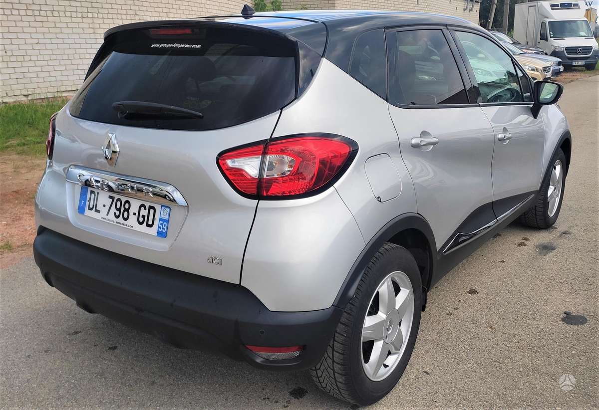 Renault Captur, 1.5 l., off-road / crossover
